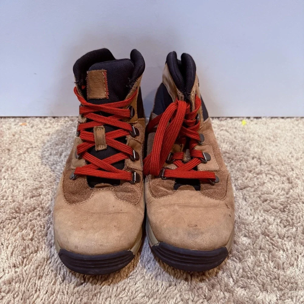 Timberland Boots Boys Size 4.5 Brown Suede Chukka Hiking Trail 2593R Outdoor